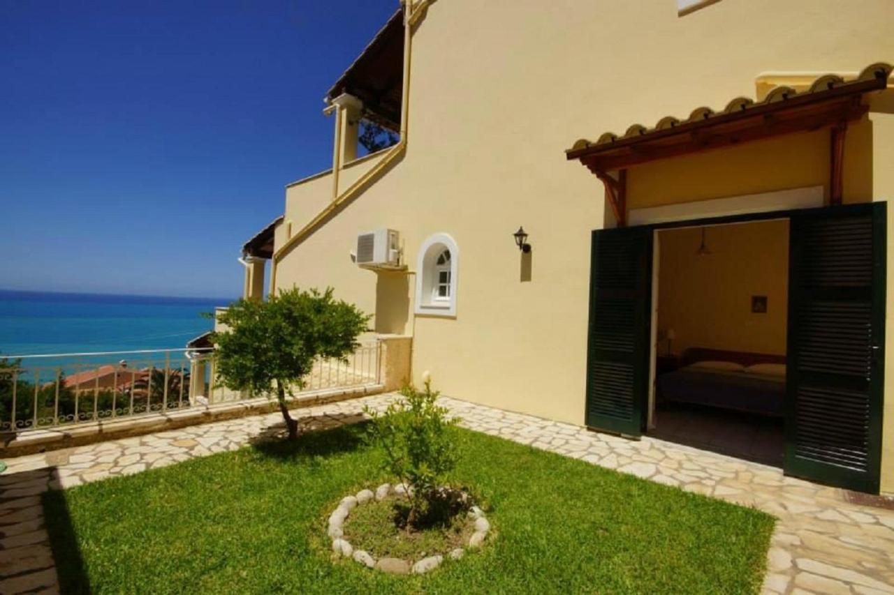 Alexandra Natalia Aparthotel Агиос-Гордиос Экстерьер фото