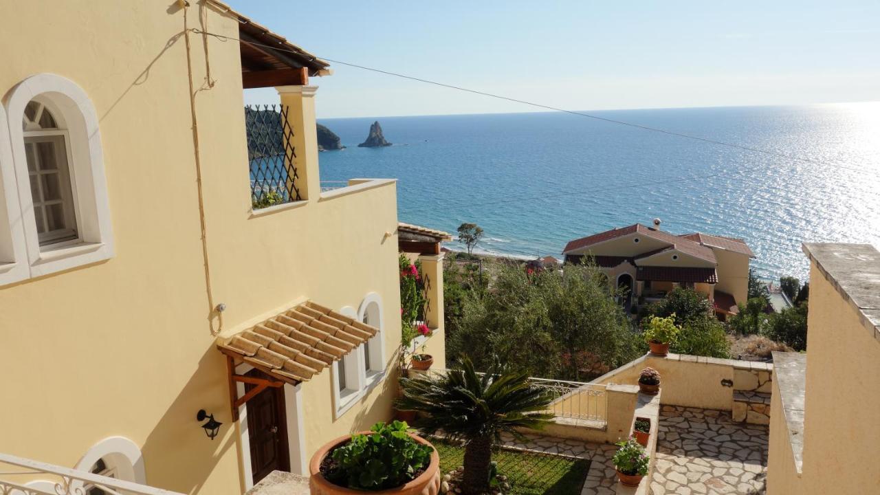 Alexandra Natalia Aparthotel Агиос-Гордиос Экстерьер фото